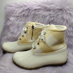 NEW Sperry Women's Saltwater Buffalo Check Ivory Duck Boot Size 9.5